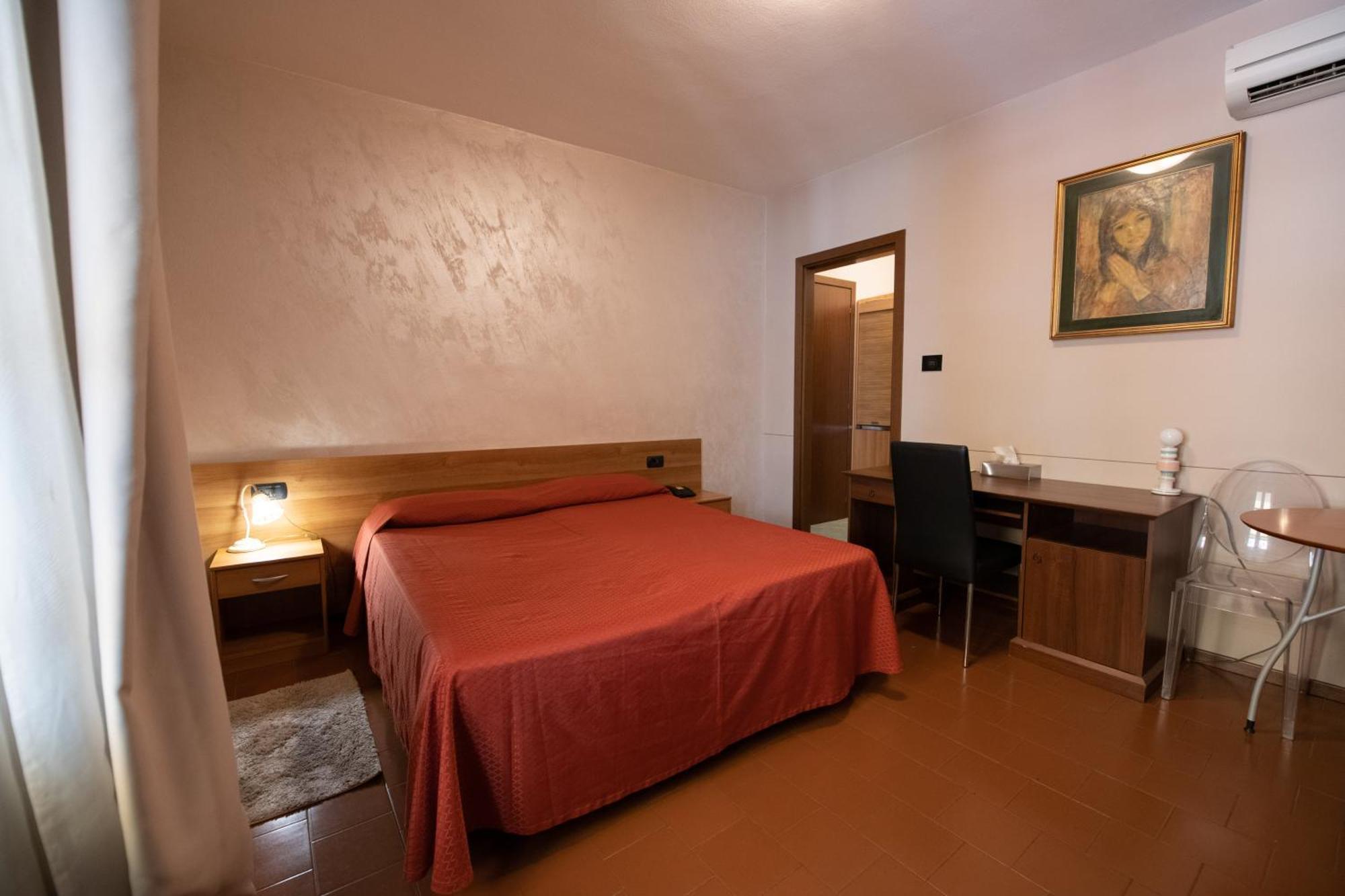 Alessi Appartamenti Desenzano del Garda Zewnętrze zdjęcie