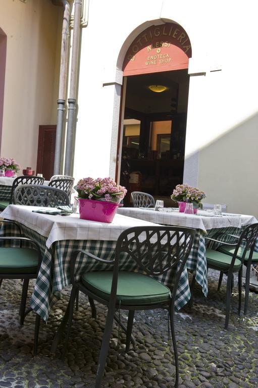 Alessi Appartamenti Desenzano del Garda Zewnętrze zdjęcie