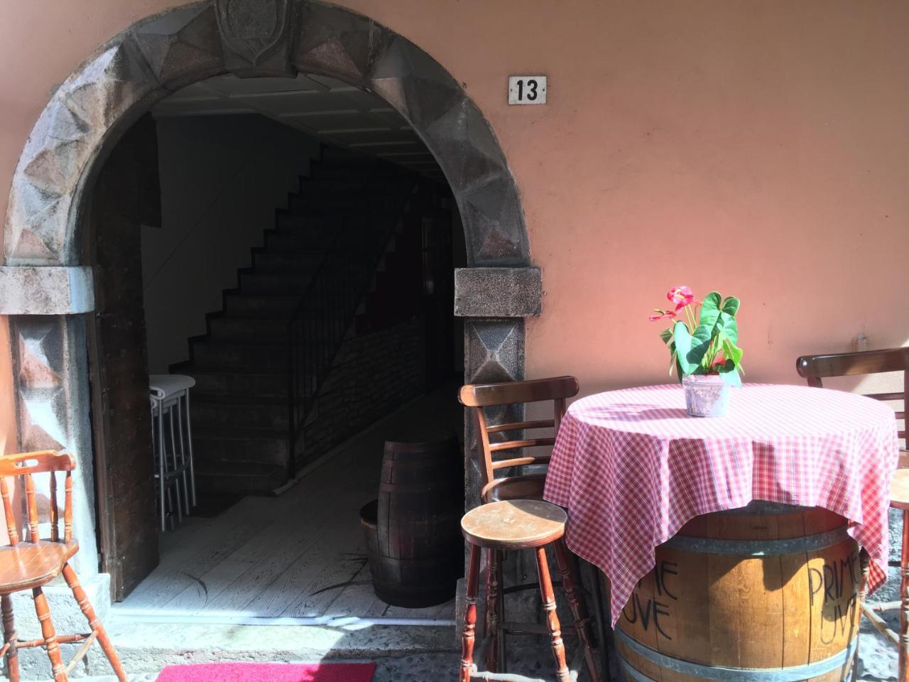 Alessi Appartamenti Desenzano del Garda Zewnętrze zdjęcie